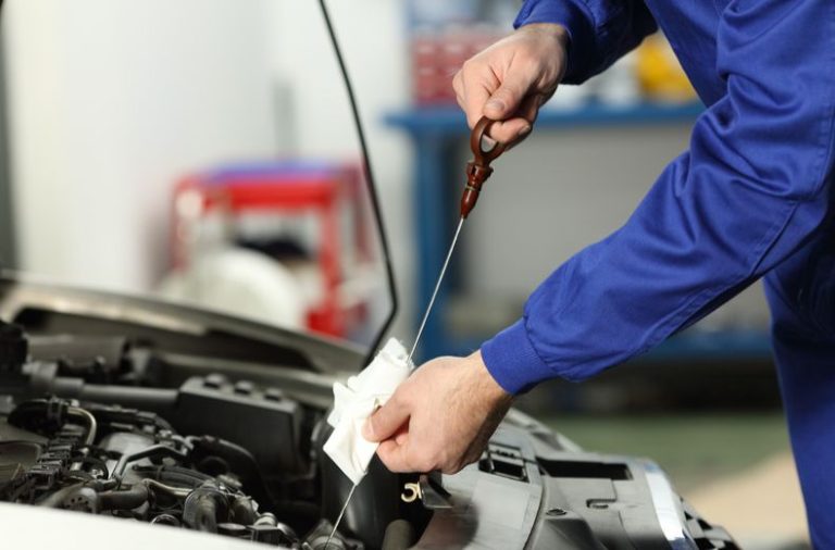When to Check Oil on a Car