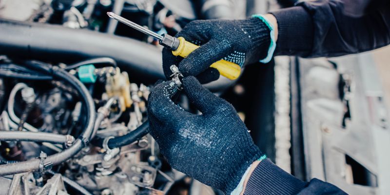 Signs Your Car Needs Transmission Fluid