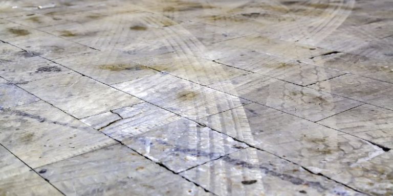 Remove Tire Marks Effortlessly