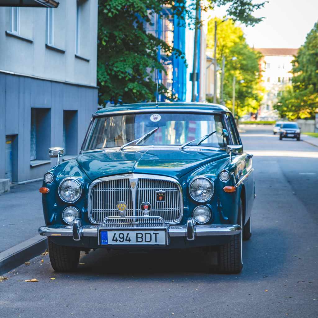 Can You Drive An Antique Car Everyday
