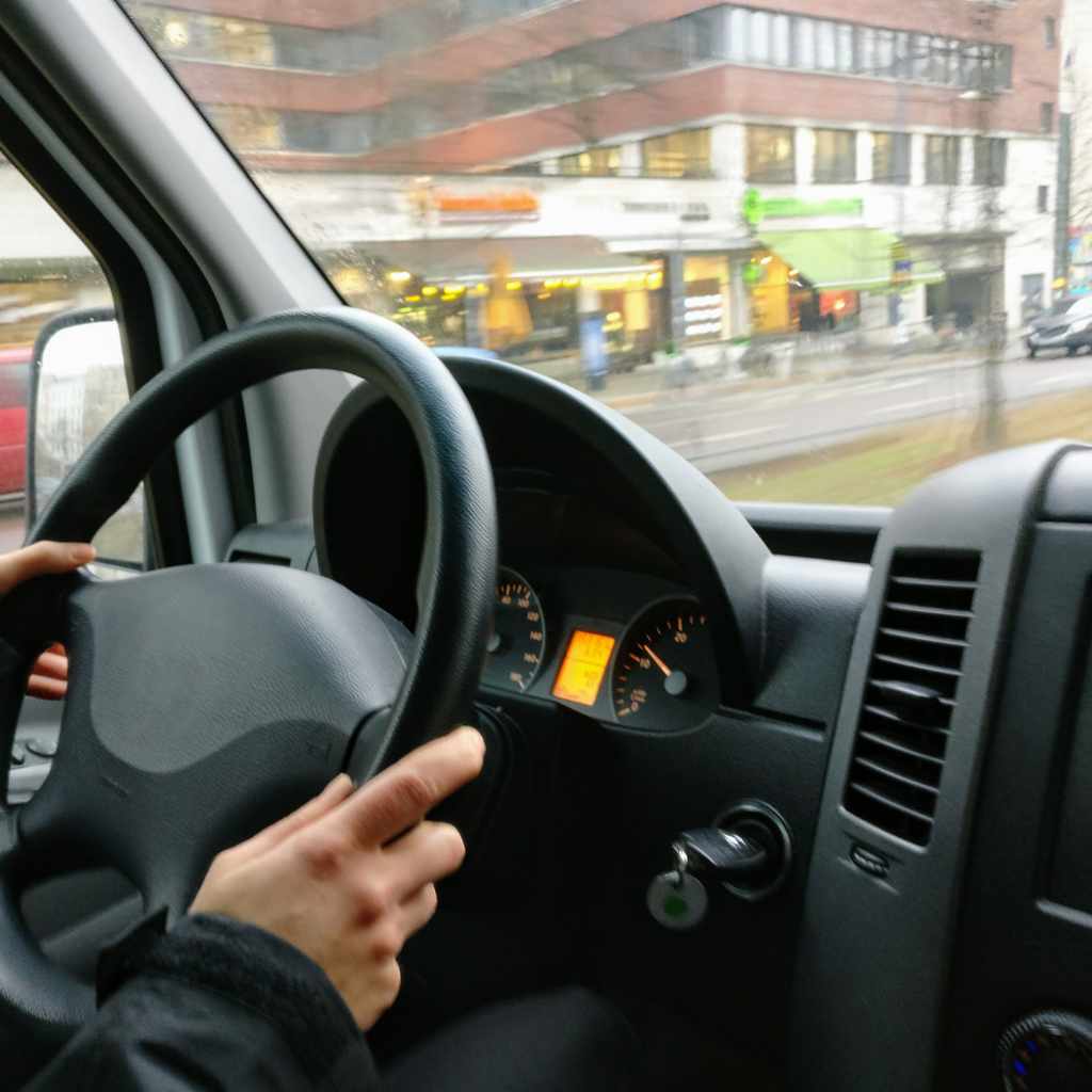 Do Any Cars Have Built-In Dash Cameras